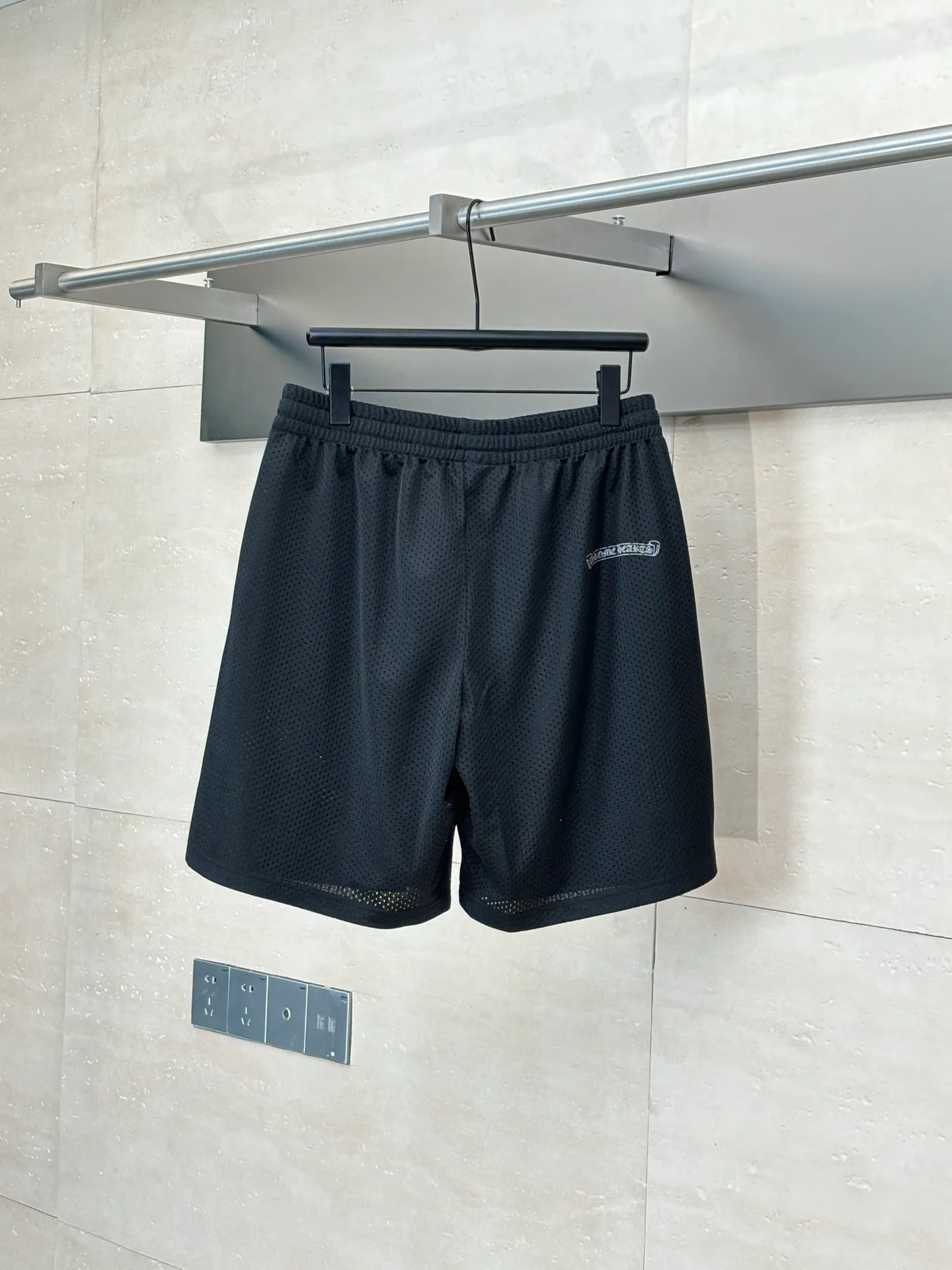 🅿️330 Chrome Heart*/Ch Chrome Heart 25SS mesh glitter ice hockey shorts. The fabric is made of high-density 100D bird's eye cloth. Double-sided mesh positioning is very time-consuming. The cost of labor loss is very high. It is not a single-layer thin transparent bottom junk product on the market. Same style for men and women. OS version Size: S/M/L
